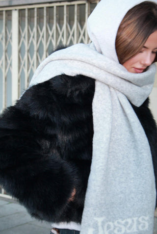 Christlicher Schal „Jesus is alive“